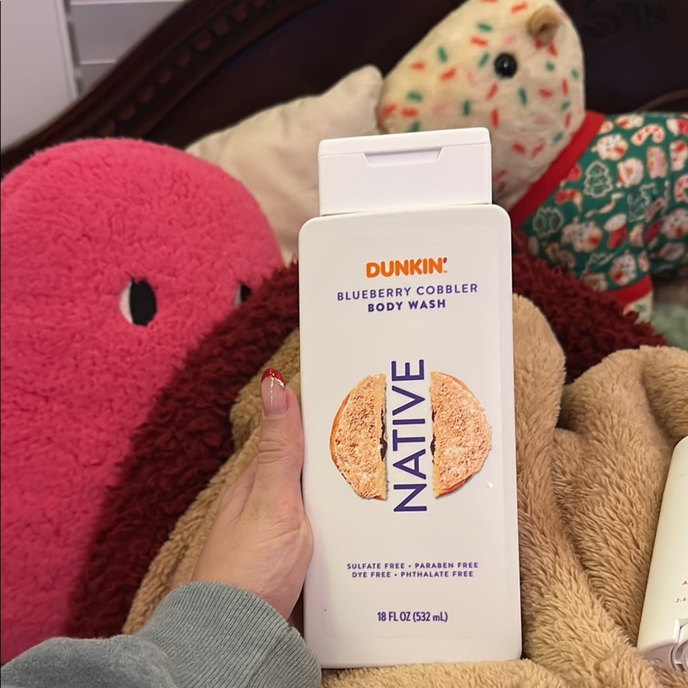 Dunkin' Blueberry Cobbler Body Wash by Native